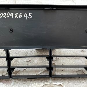 Ford Focus Mk3 Front Bumper Lower Center Grille 2011-2014 BM51-17K945-A Genuine - Image 8