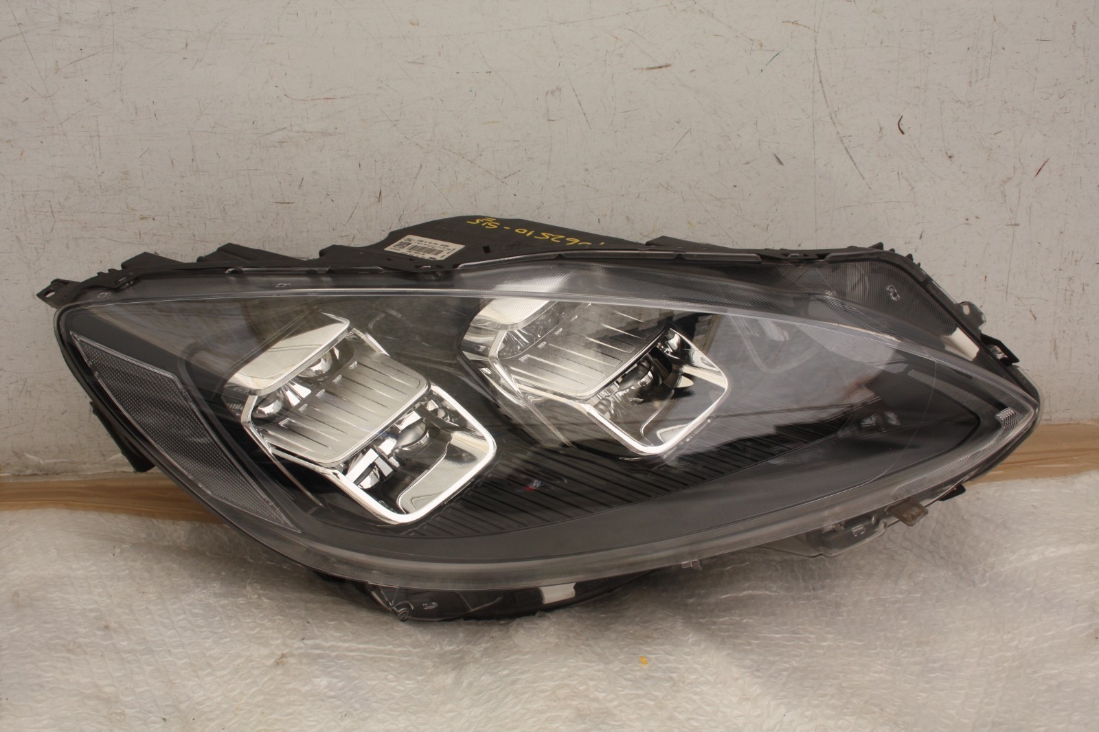Ford Kuga LED Right Side Headlight 2020 TO 2024 LV4B-13E014-GB Genuine *DAMAGED*