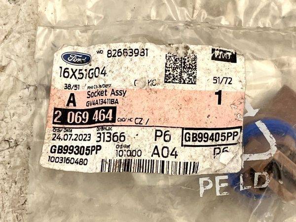 Ford Kuga MK2 Front Parking Light Bulb Socket GV4A 13411 BA Genuine 178558530901 10