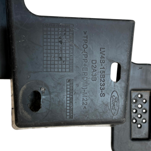 Ford Kuga MK3 Front Bumper Right Side Bracket 2020 TO 2024 LV4B-15B233-S Genuine - Image 3