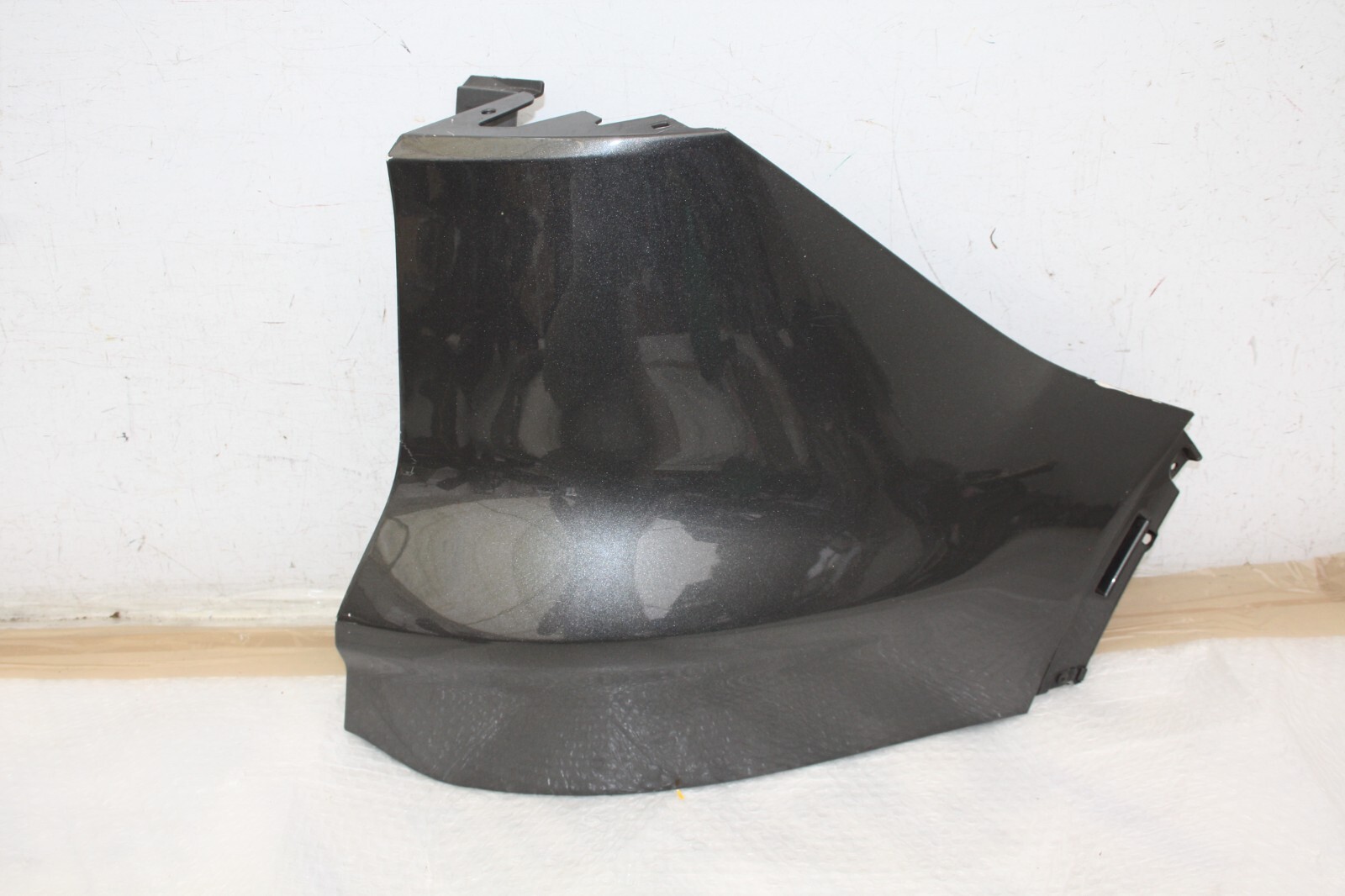 Ford Kuga Rear Bumper Right Side Corner 2013 TO 2016 CV44-17A894-AGW Genuine