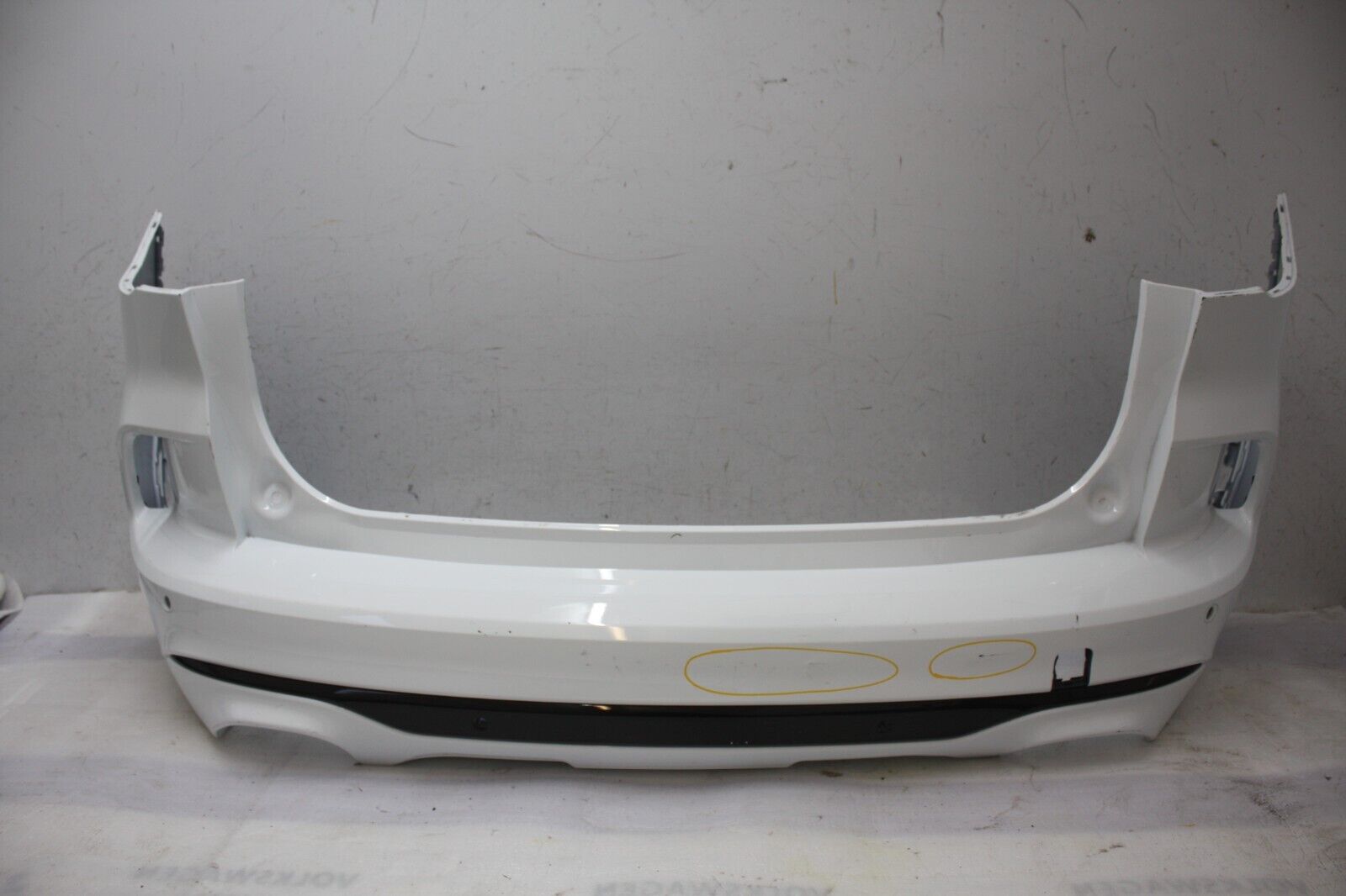 Ford Kuga ST Line Rear Bumper 2020 TO 2023 LV4B-17A894-DJ Genuine *DAMAGED*