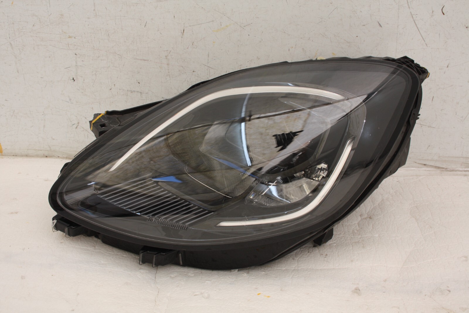 Ford Puma Left Headlight 2020 TO 2024 L1TB-13E015-HJ Genuine *DAMAGED*