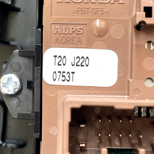 Honda CR-V Front Right Electric Window Control Switch 2018 - 2023 M64590 Genuine - Image 19