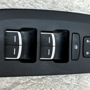 Honda CR-V Front Right Electric Window Control Switch 2018 - 2023 M64590 Genuine - Image 5