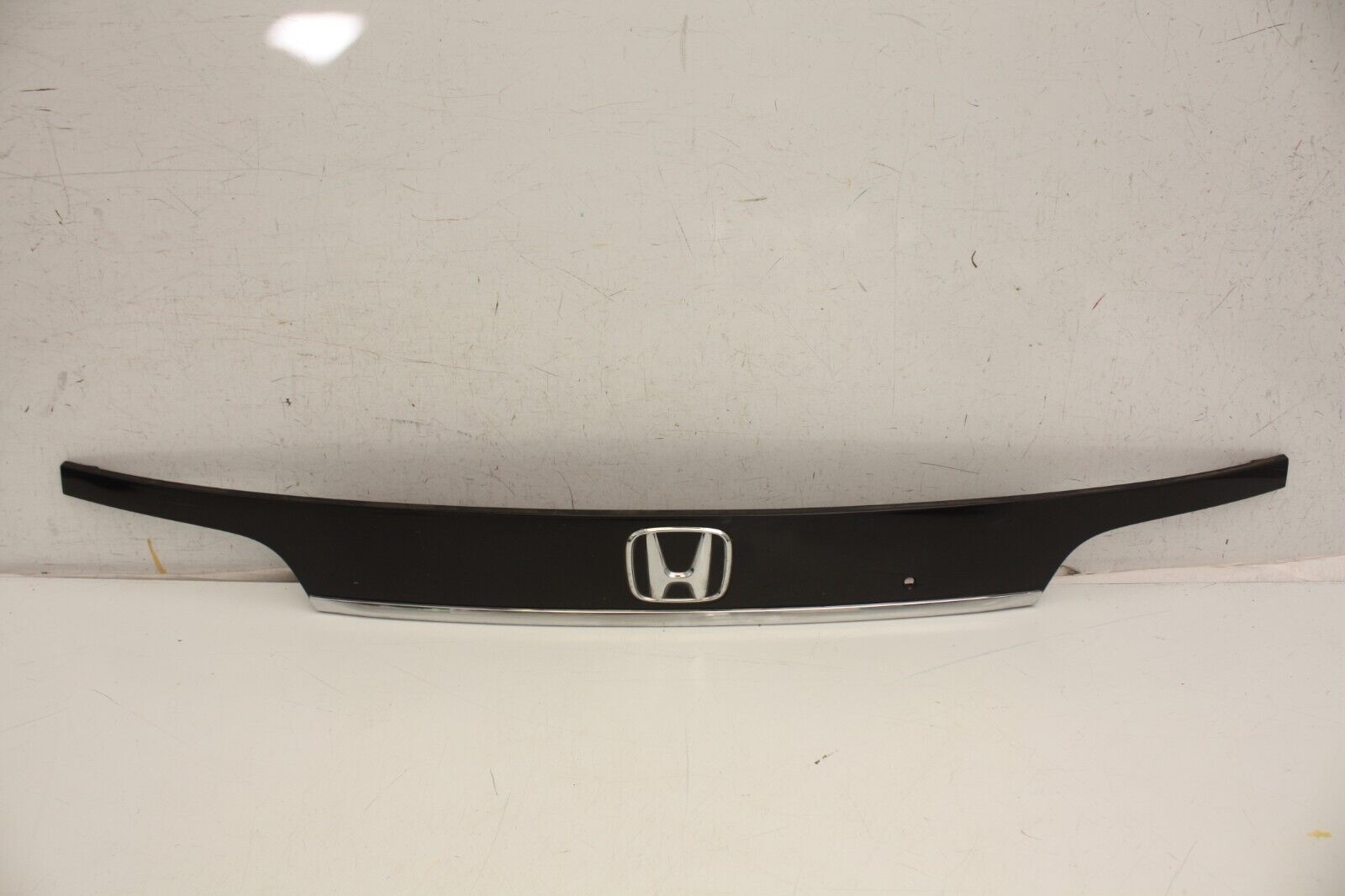 Honda CR-V Tailgate Trunk Lid Lock Lid Trim 2012 TO 2015 540410010 Genuine