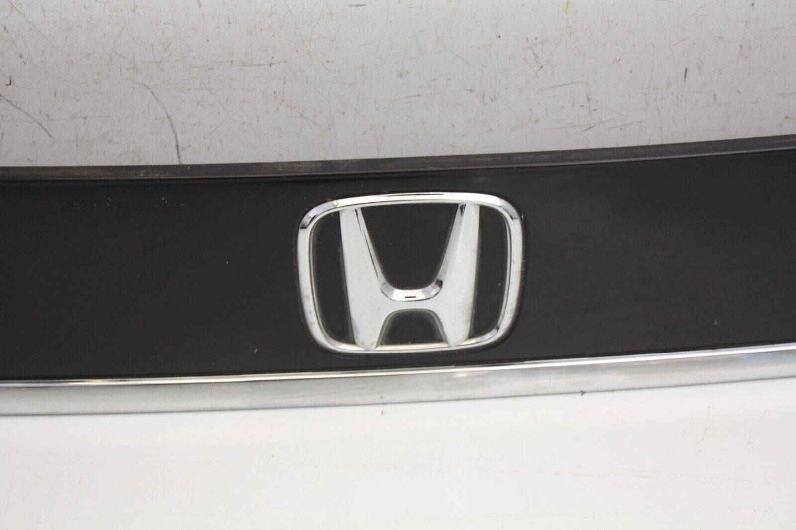 Honda-CR-V-Tailgate-Trunk-Lid-Lock-Lid-Trim-540410010-Genuine-176621514691-6