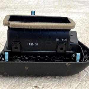 Honda ZR-V Side Dashboard Air Vent Grill Grille 77610-3Y0-H0 Genuine - Image 12