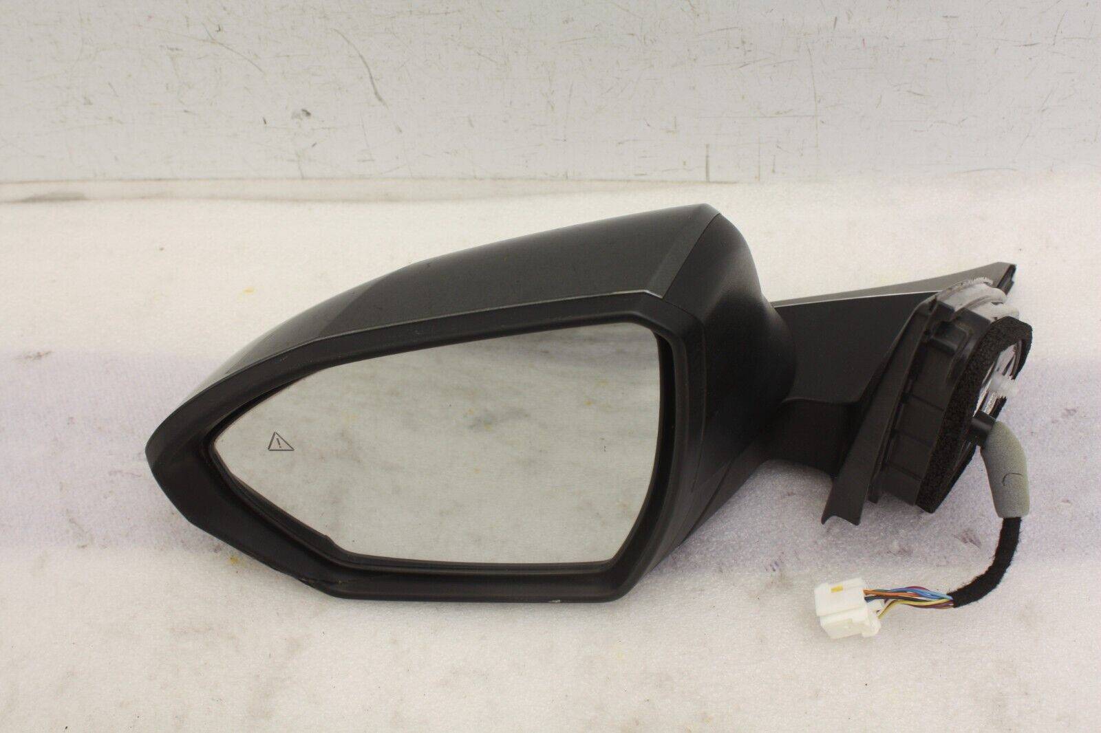 Hyundai Tucson Left Side Mirror 2021 TO 2024 87610 N7230 Genuine DAMAGED 176574704441