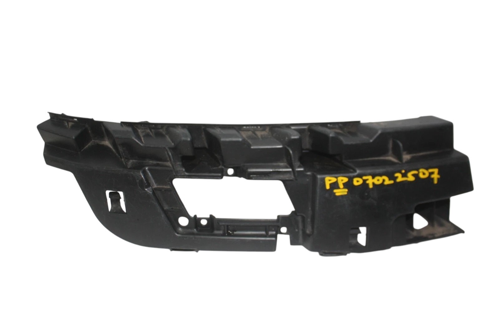 Jaguar F Pace X761 Front Bumper Right Bracket 2016-2020 HK83-17C862-AA Genuine