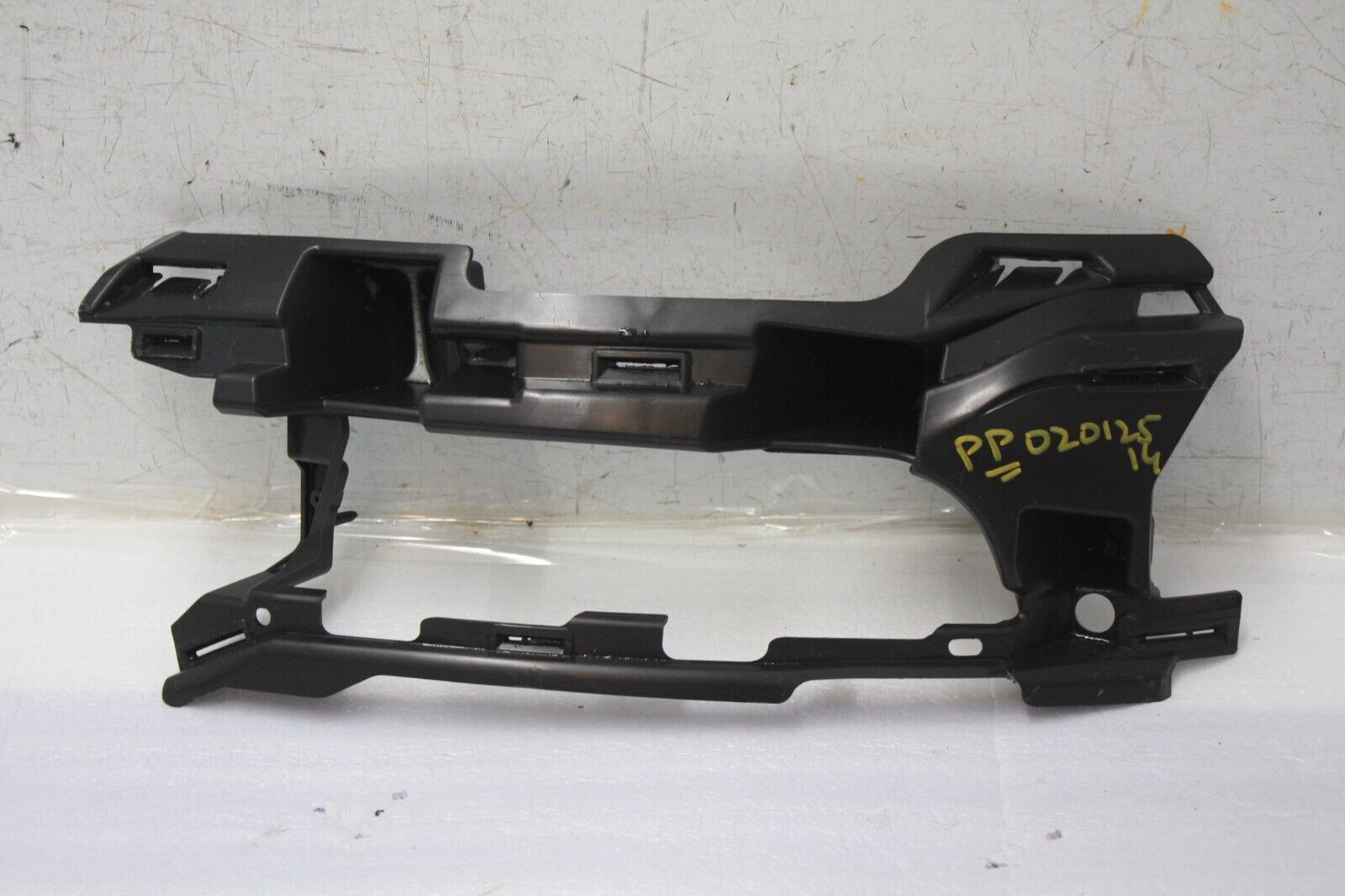 Jaguar I Pace Front Bumper Right Bracket 2018 ON J9D3-15266-A Genuine