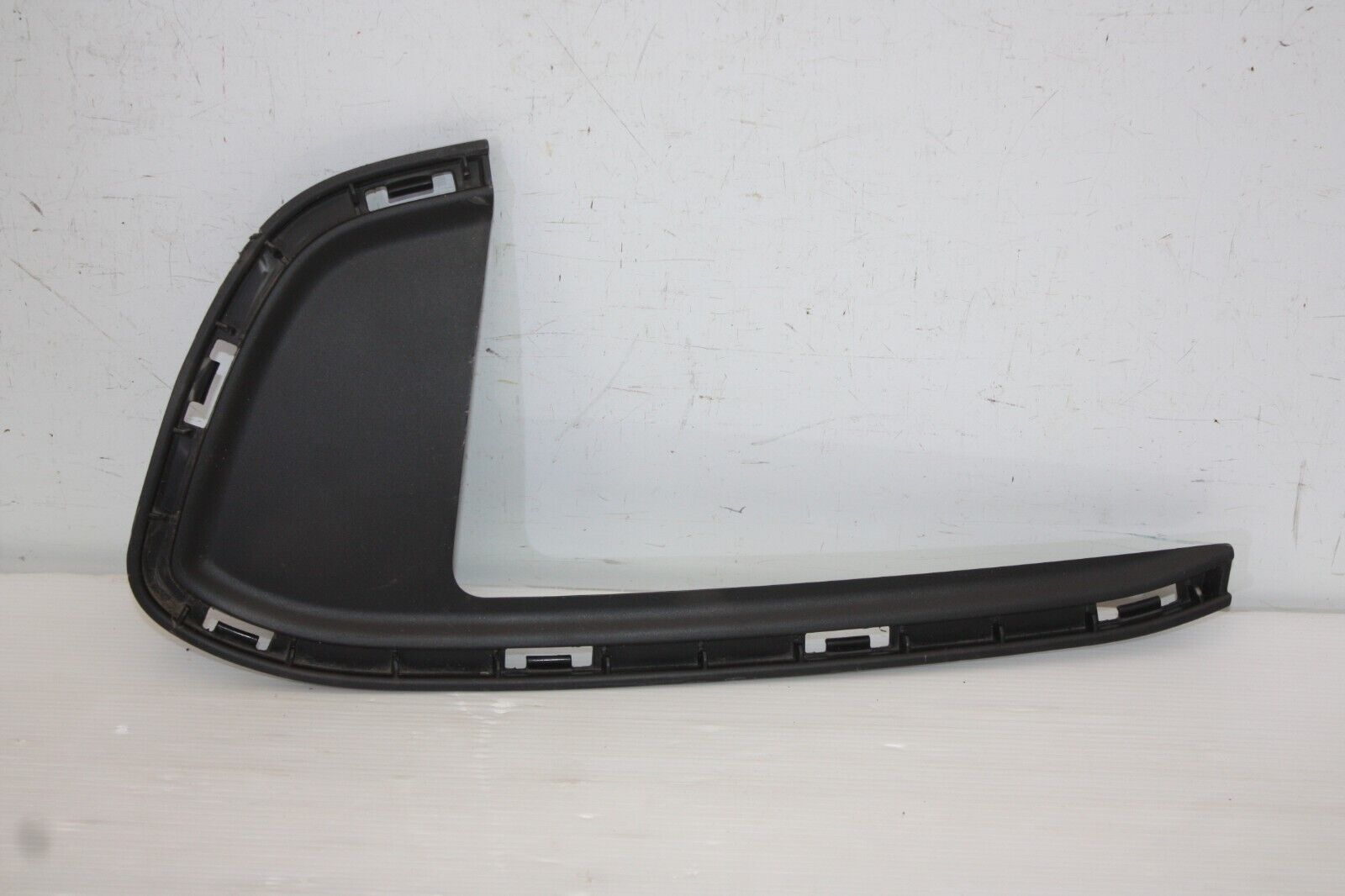 Kia Sportage Front Bumper Left Side Grill Trim 2018 TO 2022 86353-F1600 Genuine