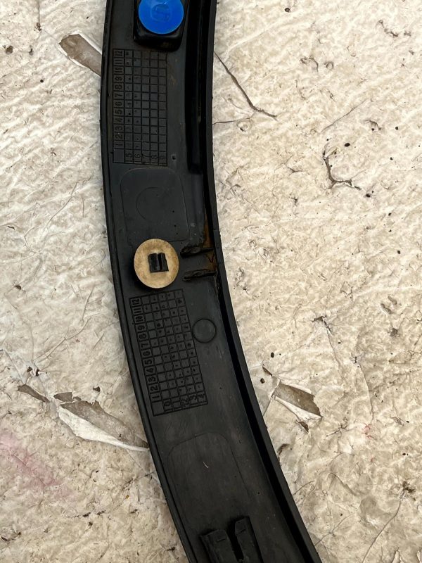 LR Evoque L538 Rear Right Wheel Arch Moulding Trim 15 19 BJ32 290E22 AH Genuine 178507740841 14