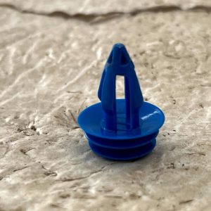 LR Range Rover Evoque Wheel Arch Molding Trim Mounting Clip LR027255 Genuine - Image 5