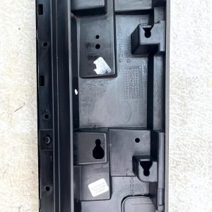 LR Range Rover L460 Rear Left Door Moulding Trim 2022 ON M8E2-274A49-CG Genuine - Image 10