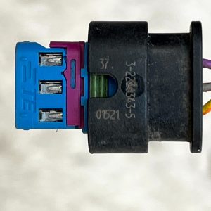 Land Rover Defender Discovery Parking Sensor Plug Connector 322363435 Genuine - Image 8