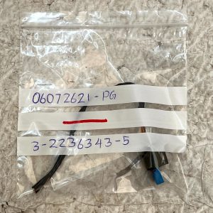 Land Rover Defender Discovery Parking Sensor Plug Connector 322363435 Genuine - Image 9