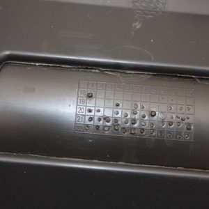 Land Rover Defender L663 Front Left Door Moulding 2020 ON L8B2-21065-D Genuine - Image 9