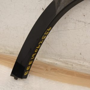 Land Rover Defender L663 Front Left Wheel Arch 2020 ON L8B2-16A075-BX *DAMAGED* - Image 6