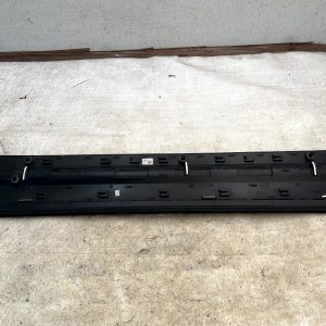 Land Rover Defender Left Lower Door Moulding Trim 2020 ON L8B2-21065-C Genuine - Image 7