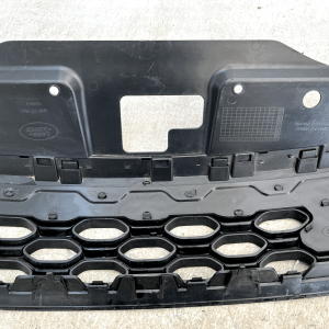 Land Rover Discovery 5 Front Bumper Upper Grille 2017 ON MY42-8200-AD Genuine - Image 10