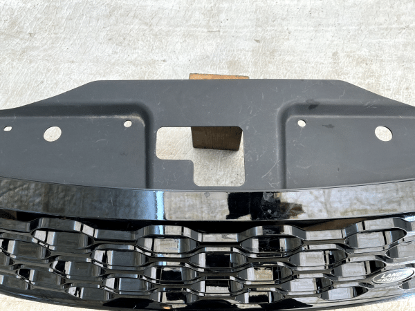 Land Rover Discovery 5 Front Bumper Upper Grille 2017 ON MY42 8200 AD Genuine 178238661411 6