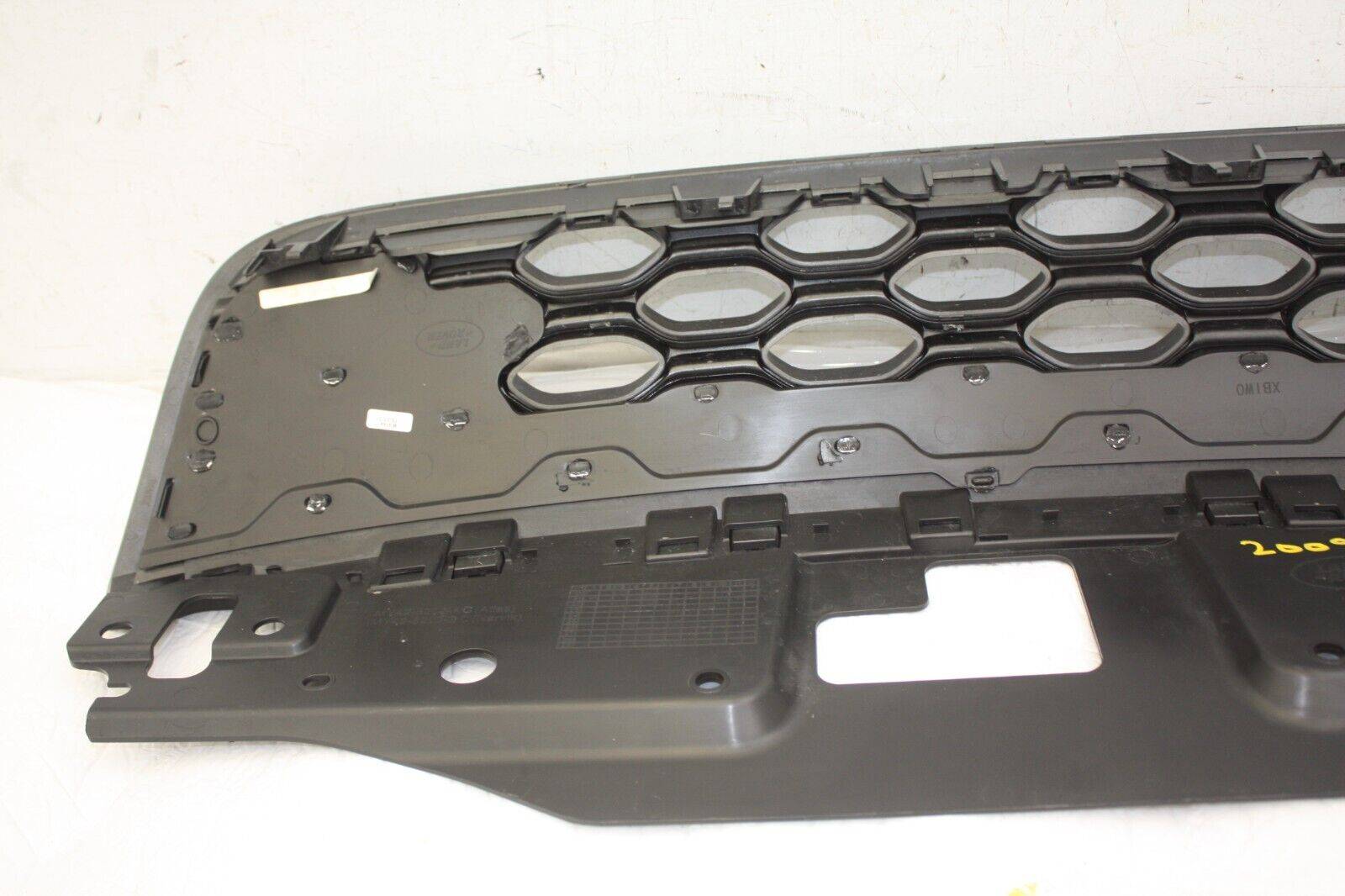 Land-Rover-Discovery-Dynamic-2021-L462-Front-Bumper-Grill-MY42-8200-AC-Genuine-176587080641-10