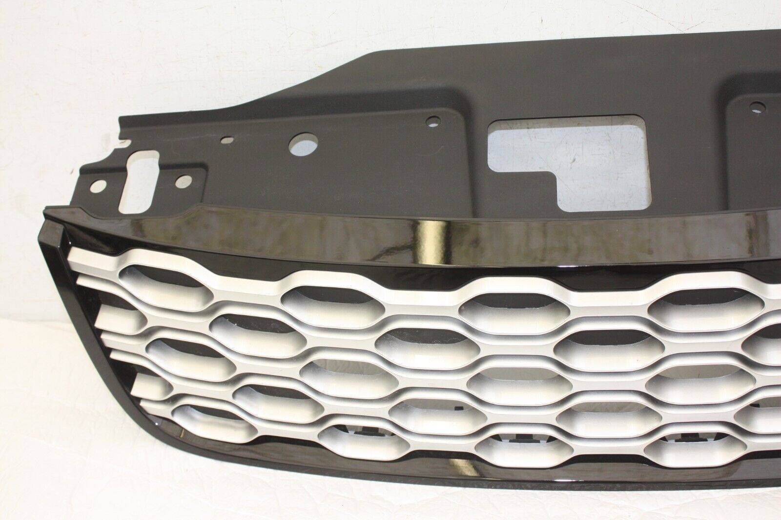 Land-Rover-Discovery-Dynamic-2021-L462-Front-Bumper-Grill-MY42-8200-AC-Genuine-176587080641-3