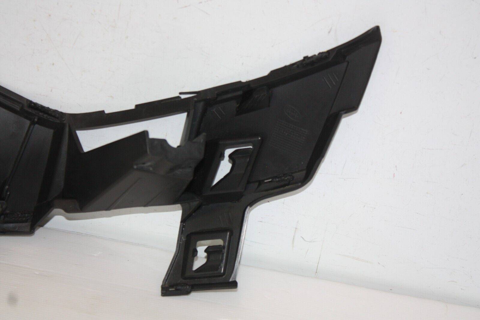 Land-Rover-Discovery-L462-Front-Bumper-Right-Bracket-HY32-17C862-AA-Genuine-175632930531-11
