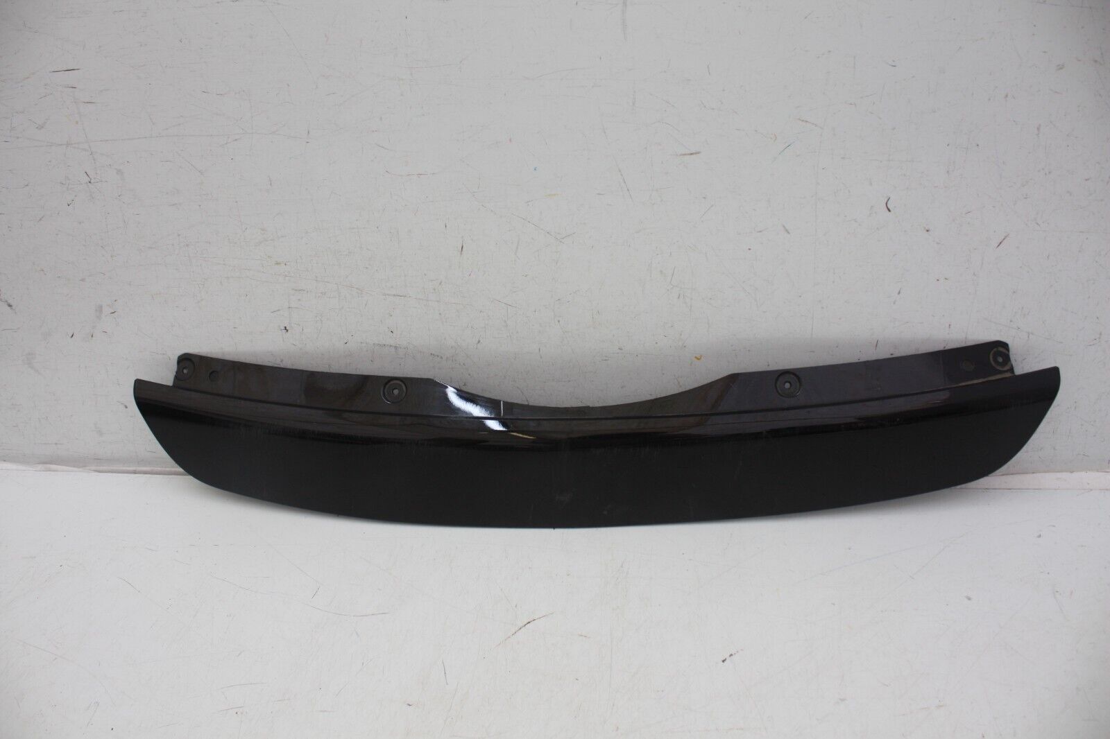 Land Rover Discovery L462 Rear Bumper Lower Section 21-23 MY42-17F954 Genuine