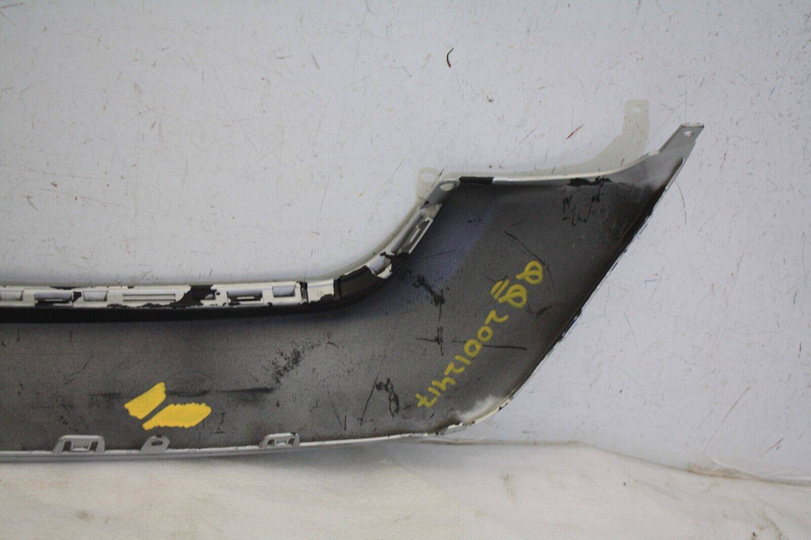 Land-Rover-Discovery-Rear-Bumper-Lower-Section-2017-ON-MY42-17K950-Genuine-176200441751-9