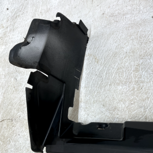 Land Rover Discovery Sport L550 Front Upper Air Duct Cover 15 TO 19 GK72-8327-AB - Image 4