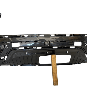 Land Rover Range Rover Evoque L551 Rear Bumper 2019 ON K8D2-17D781-AAW Genuine 17 Land Rover Range Rover Evoque L551 Rear Bumper 2019 ON K8D2-17D781-AAW Genuine - Image 4