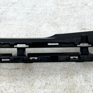 Land Rover Range Rover Front Bumper Center Radiator Grille 22 ON M8E2-17196-A - Image 6