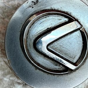 Lexus IS Alloy Wheel Hub Centre Cap Cover Genuine - Image 4