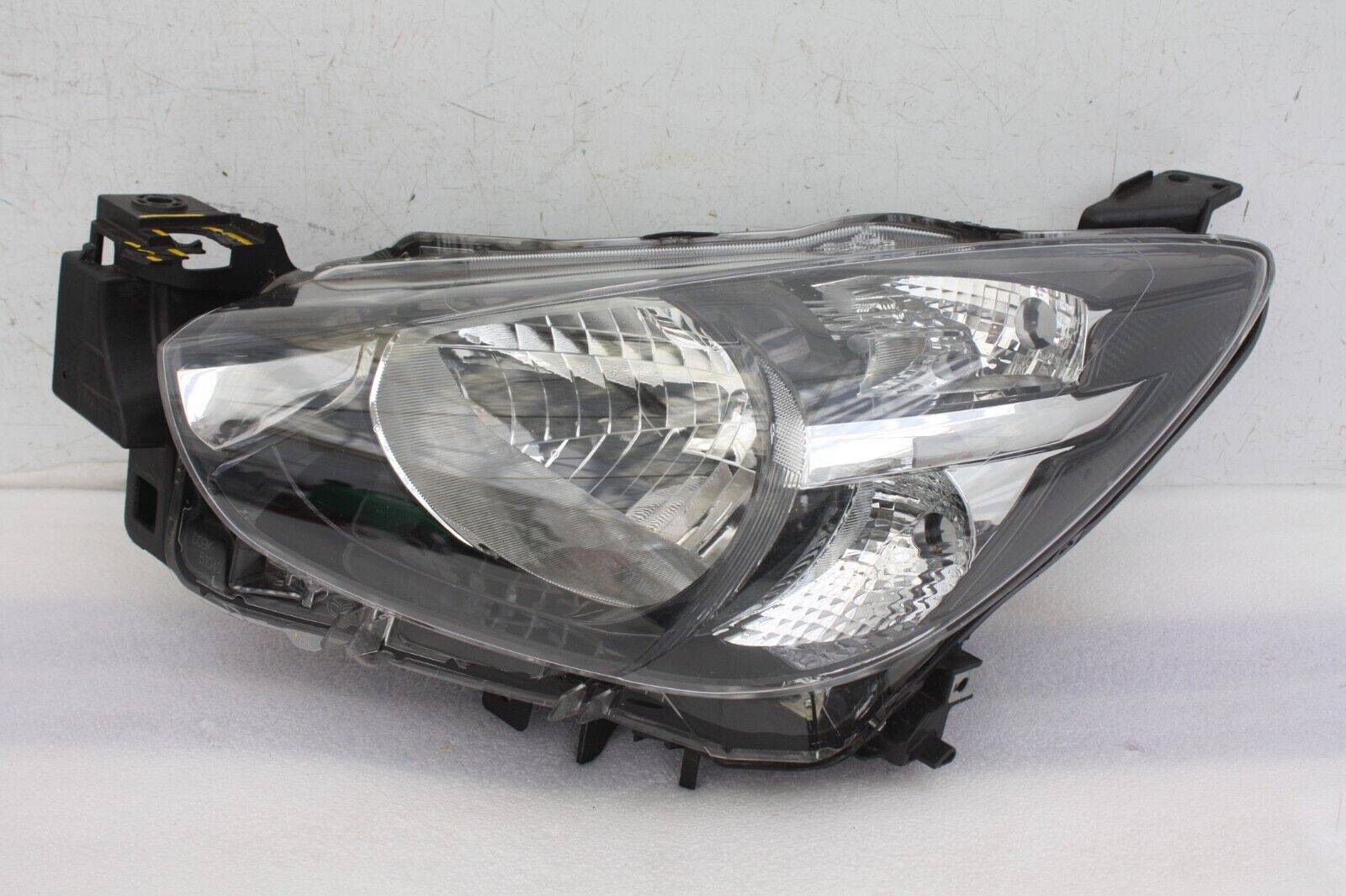 Mazda-2-Left-Side-Headlight-D09K-51040-Genuine-DAMAGED-176440324321
