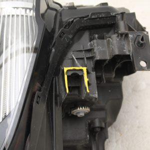 Mazda 3 Front Right LED Headlight 2019 ON Genuine *DAMAGED* - Image 10