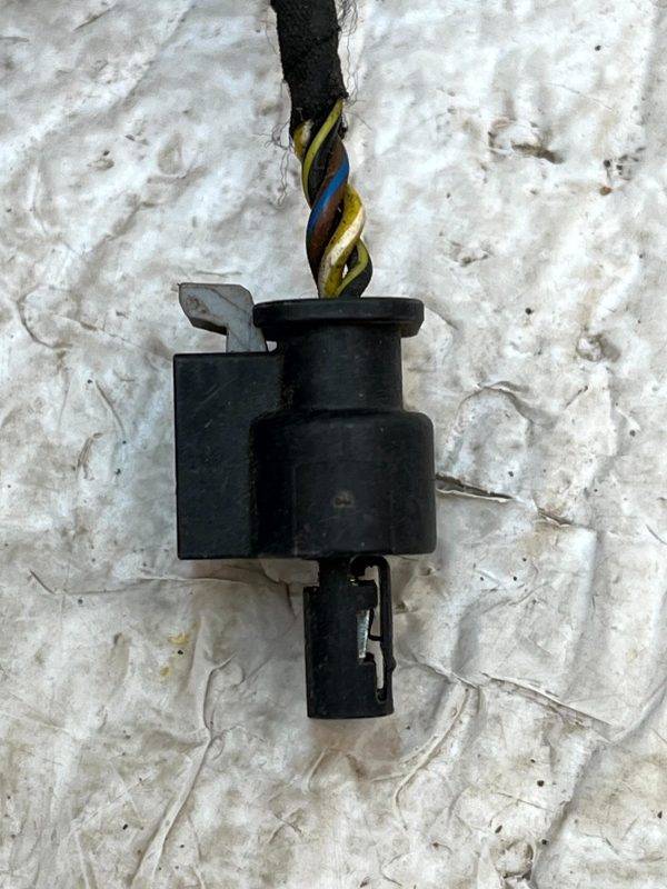 Mercedes A B C E CLA GLA PDC Parking Sensor Plug Connector A0225452426 Genuine 4 Mercedes A B C E CLA GLA PDC Parking Sensor Plug Connector A0225452426 Genuine 178439648851 5