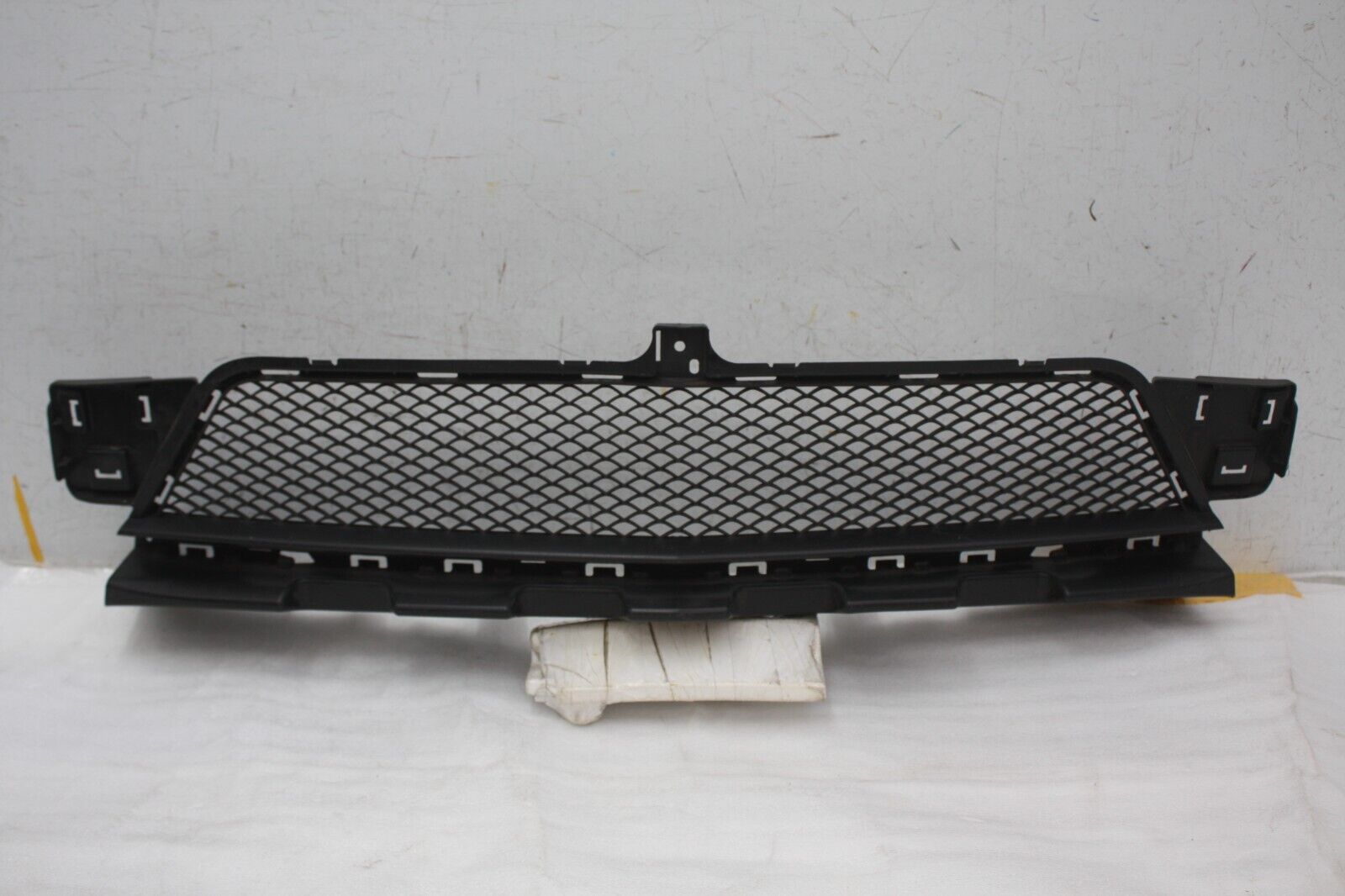 Mercedes A Class W176 Front Bumper Lower Grill A1768850922 Genuine *DAMAGED*