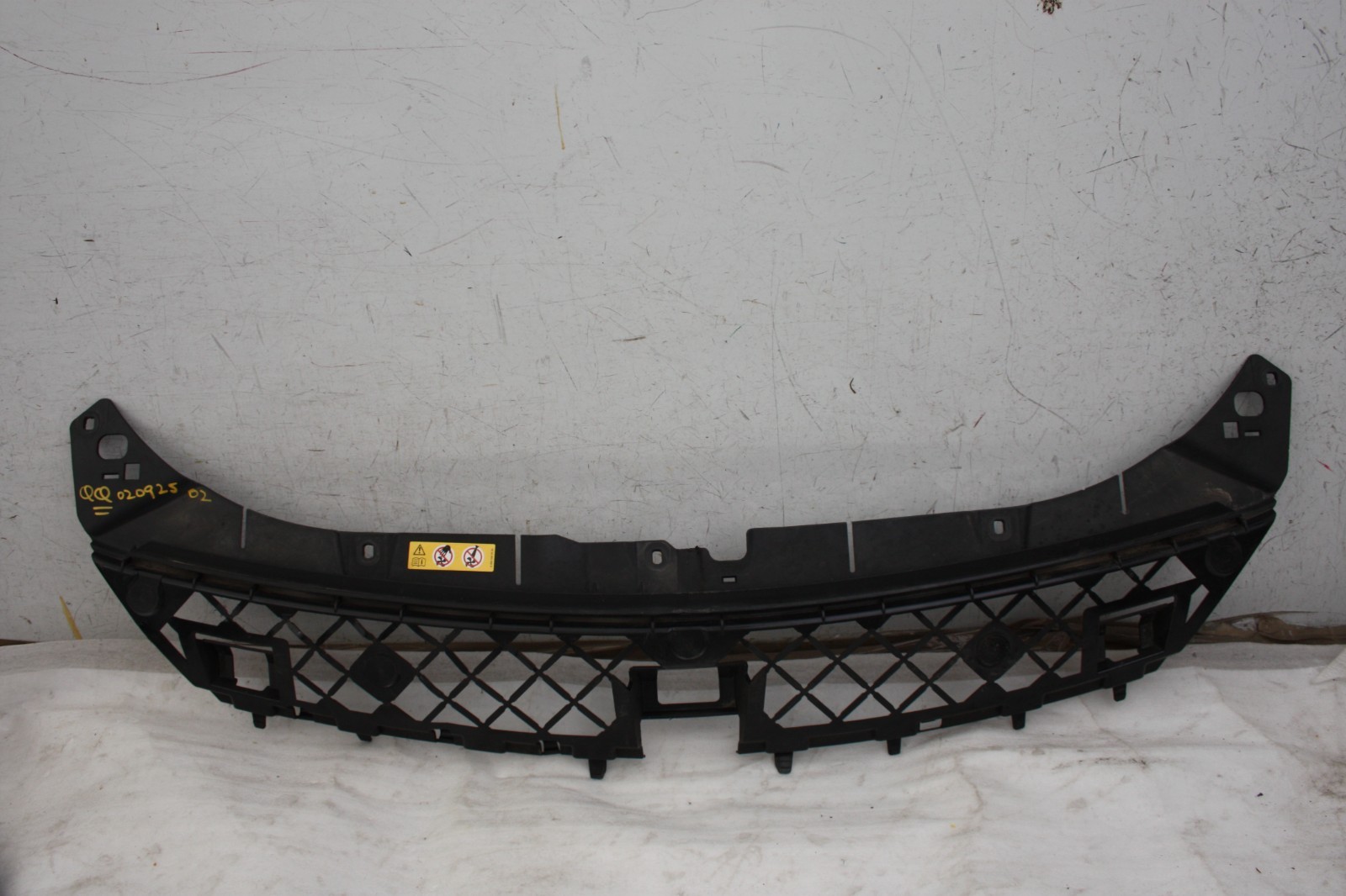 Mercedes A Class W177 Front Bumper Upper Bracket 2023 ON A1778850805 *DAMAGED*