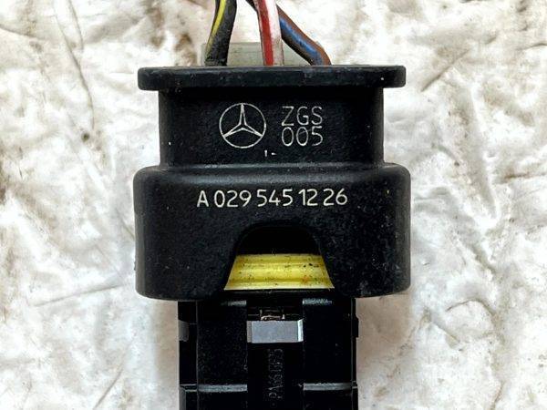 Mercedes A Class W177 PDC Parking Sensor Loom Plug Connector A0295451226 Genuine 7 Mercedes A Class W177 PDC Parking Sensor Loom Plug Connector A0295451226 Genuine 178499601531 8