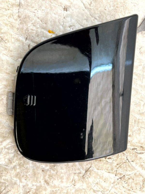 Mercedes C Class C205 AMG Rear Bumper Tow Cap Cover 15 TO 18 A2058851624 Genuine 1 Mercedes C Class C205 AMG Rear Bumper Tow Cap Cover 15 TO 18 A2058851624 Genuine 178225067761 2