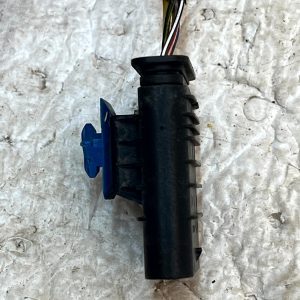 Mercedes C Class W204 Front PDC Sensor Loom Plug Connector A0485453928 Genuine - Image 5