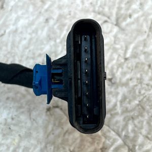 Mercedes C Class W204 Front PDC Sensor Loom Plug Connector A0485453928 Genuine - Image 7