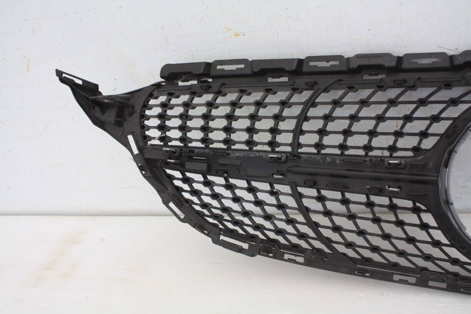 Mercedes-C-Class-W205-AMG-C43-Front-Bumper-Grill-2014-TO-2018-A2058807306-175791512201-12
