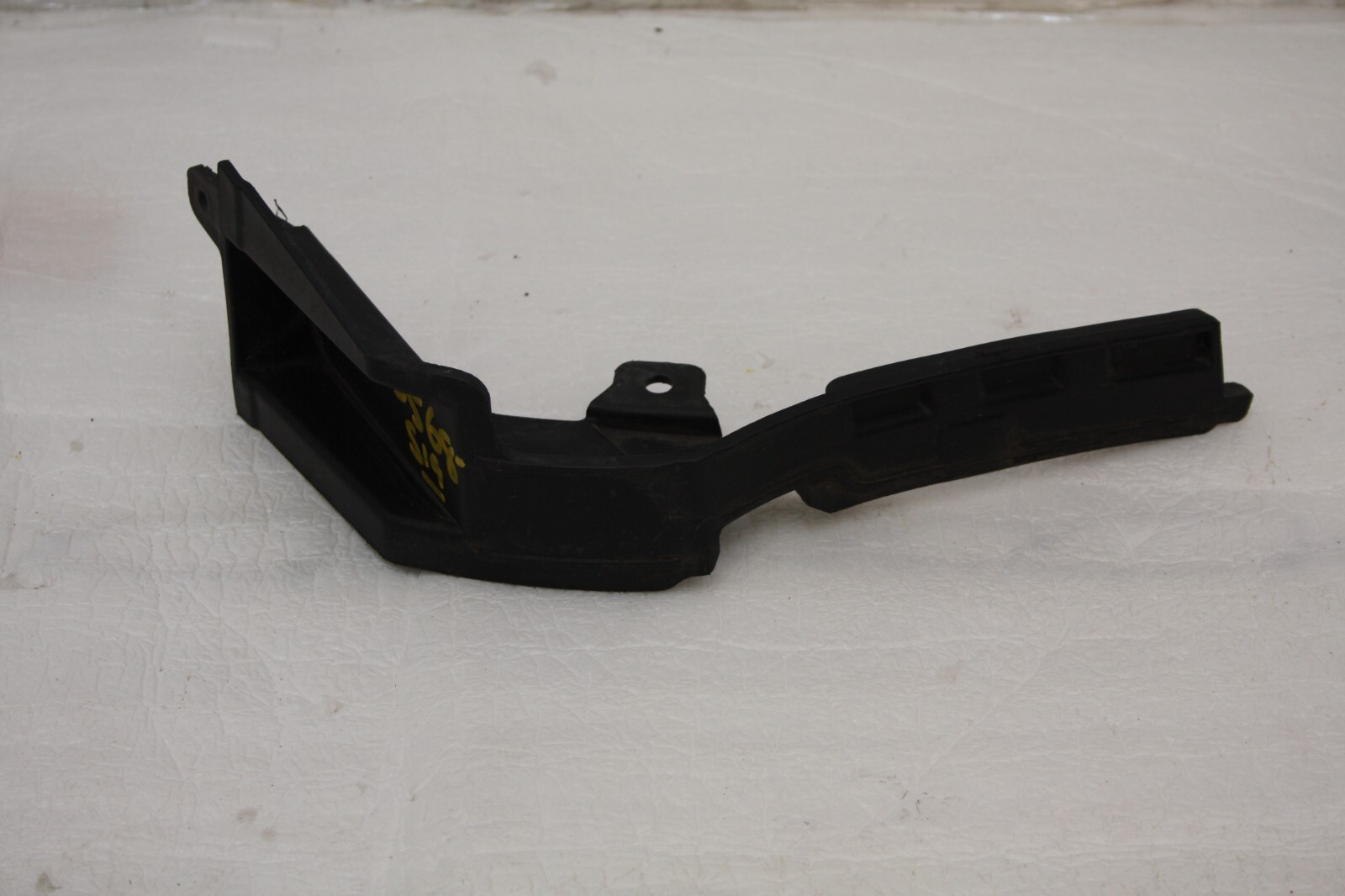 Mercedes C Class W205 AMG Rear Bumper Right Bracket 14-18 A2058853023 Genuine