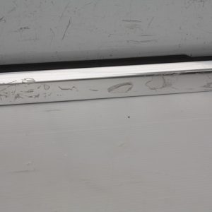 Mercedes C Class W205 Front Left Door Moulding A2057201924 Genuine - Image 9