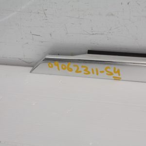 Mercedes C Class W205 Front Left Door Moulding A2057201924 Genuine - Image 10