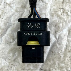 Mercedes C-Class W205 PDC Parking Sensor Loom Plug Connector A0225452426 Genuine - Image 3