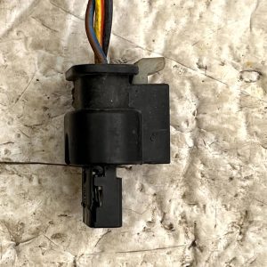 Mercedes C-Class W205 PDC Sensor Wiring Loom Plug Connector A0225452426 Genuine - Image 4